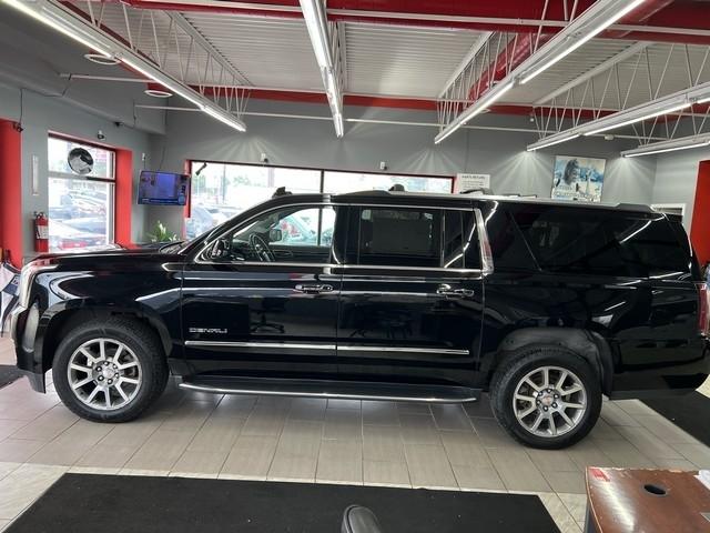 GMC Yukon XL 4WD 4dr Denali 2017