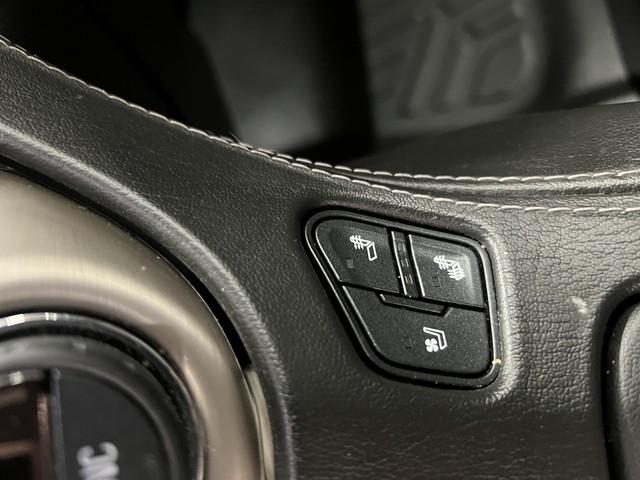 GMC Yukon XL 4WD 4dr Denali 2017