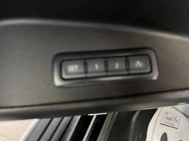 GMC Yukon XL 4WD 4dr Denali 2017