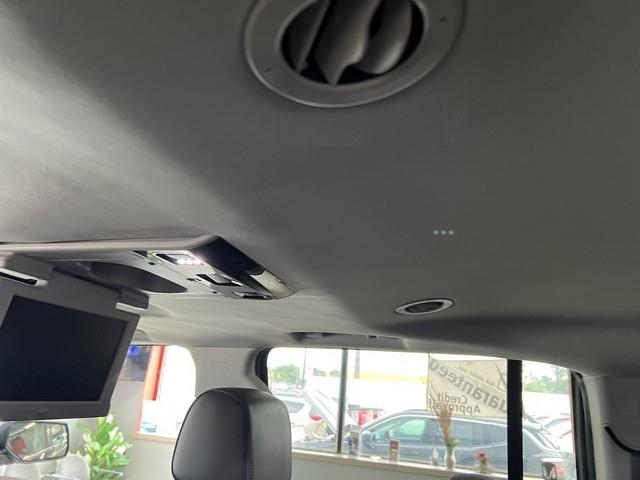 GMC Yukon XL 4WD 4dr Denali 2017