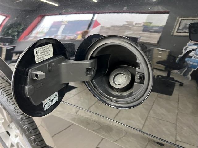 GMC Yukon XL 4WD 4dr Denali 2017
