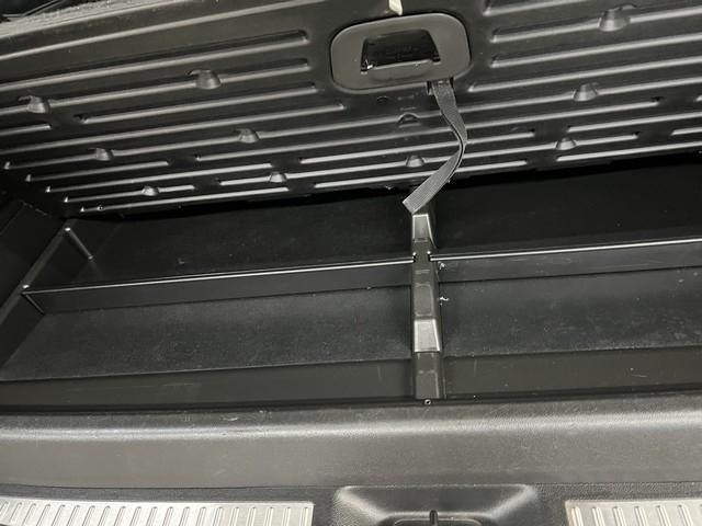 GMC Yukon XL 4WD 4dr Denali 2017