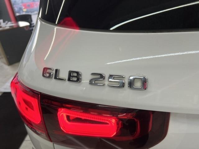 Mercedes-Benz GLB GLB 250 SUV 2020
