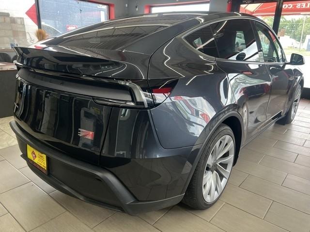 Tesla Model Y Long Range Launch Series AWD *Ltd Avail* 2026