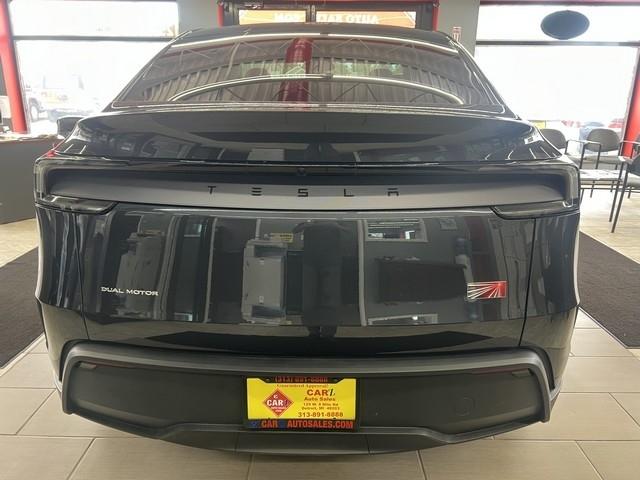 Tesla Model Y Long Range Launch Series AWD *Ltd Avail* 2026