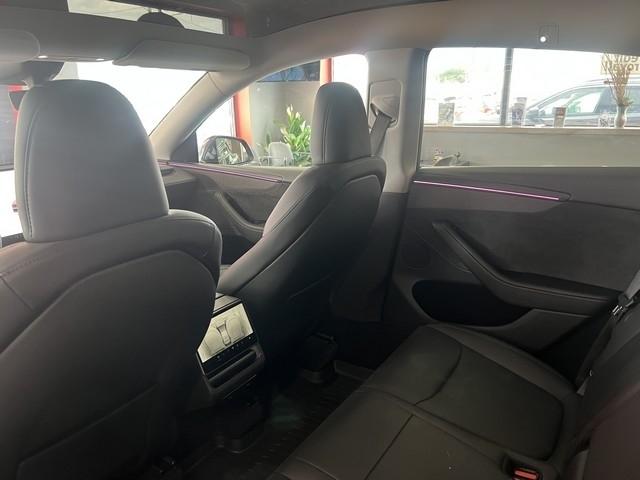 Tesla Model Y Long Range Launch Series AWD *Ltd Avail* 2026