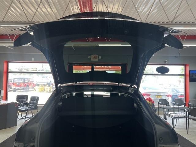Tesla Model Y Long Range Launch Series AWD *Ltd Avail* 2026