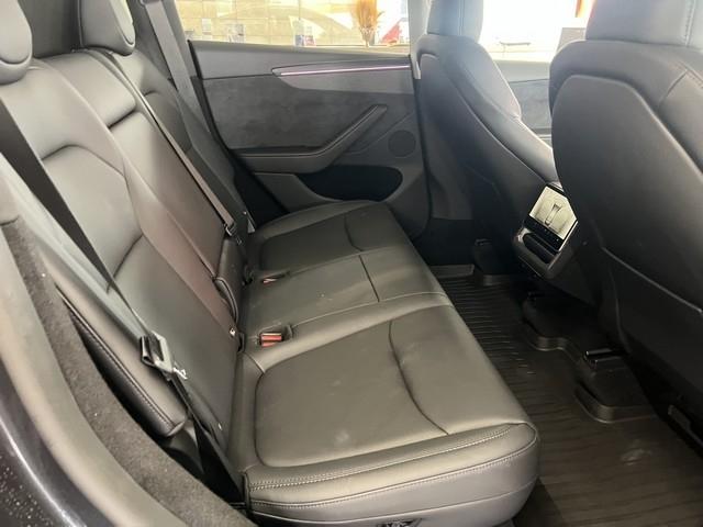 Tesla Model Y Long Range Launch Series AWD *Ltd Avail* 2026