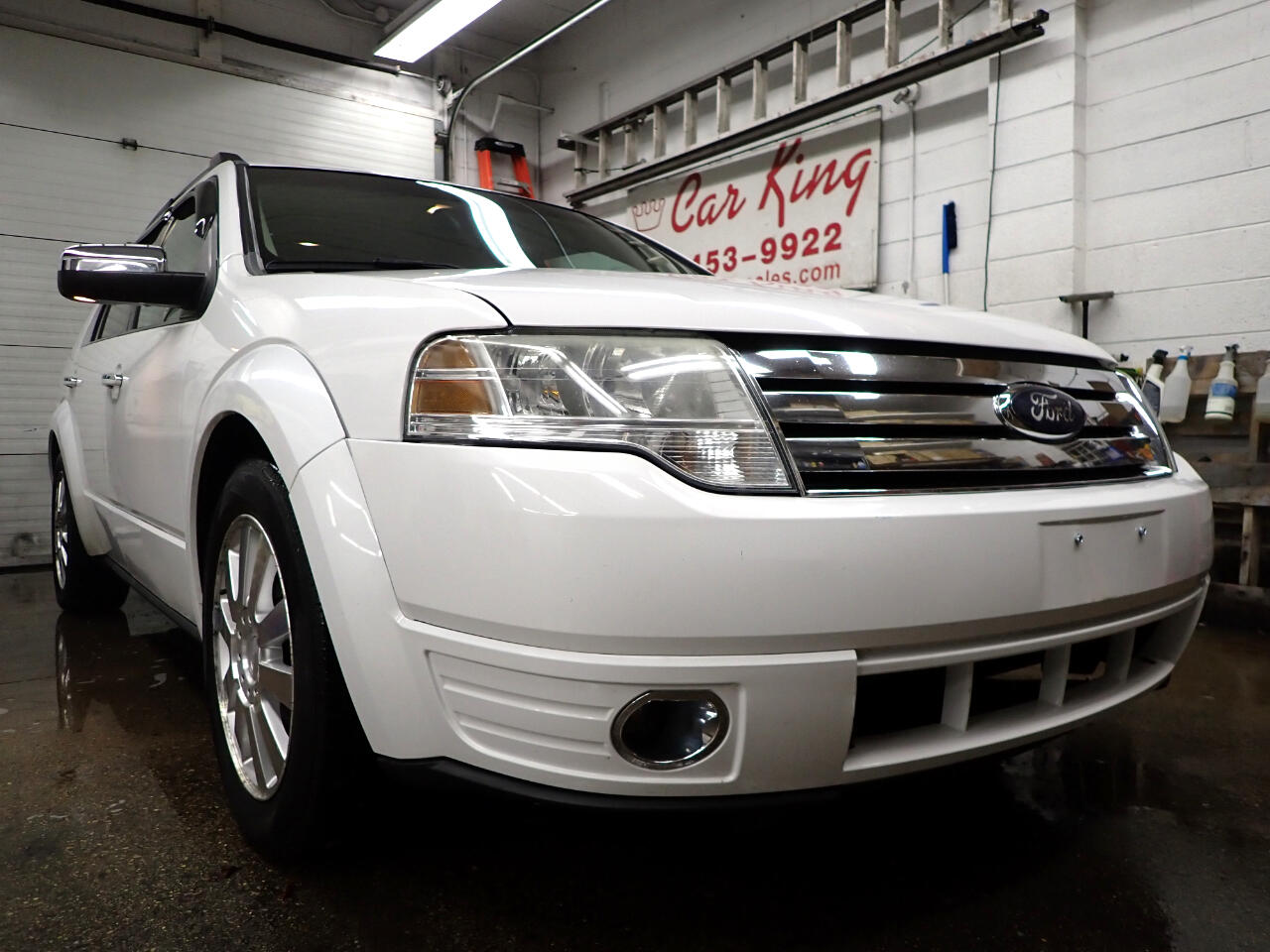 Ford Taurus X 4dr Wgn Limited AWD 2008