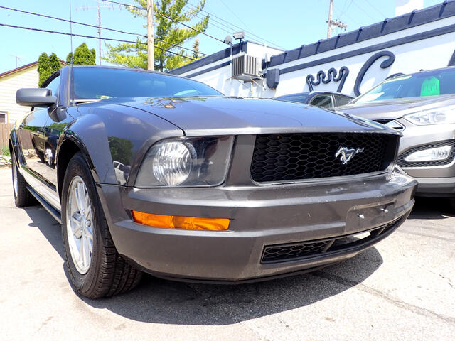 2009 Ford Mustang V6 Premium Convertible RWD