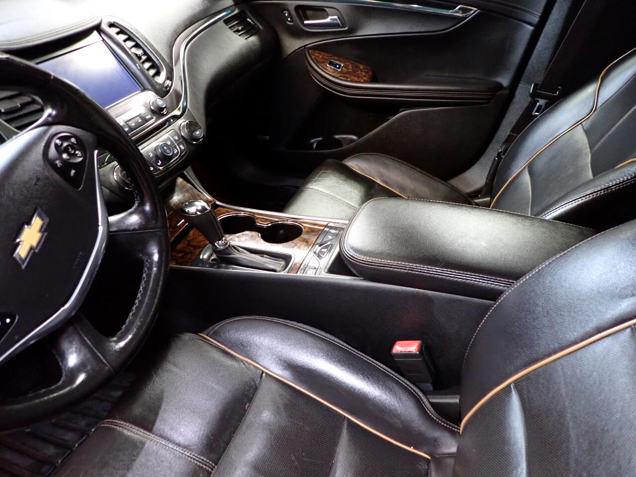 2014 Chevrolet Impala LTZ photo 3
