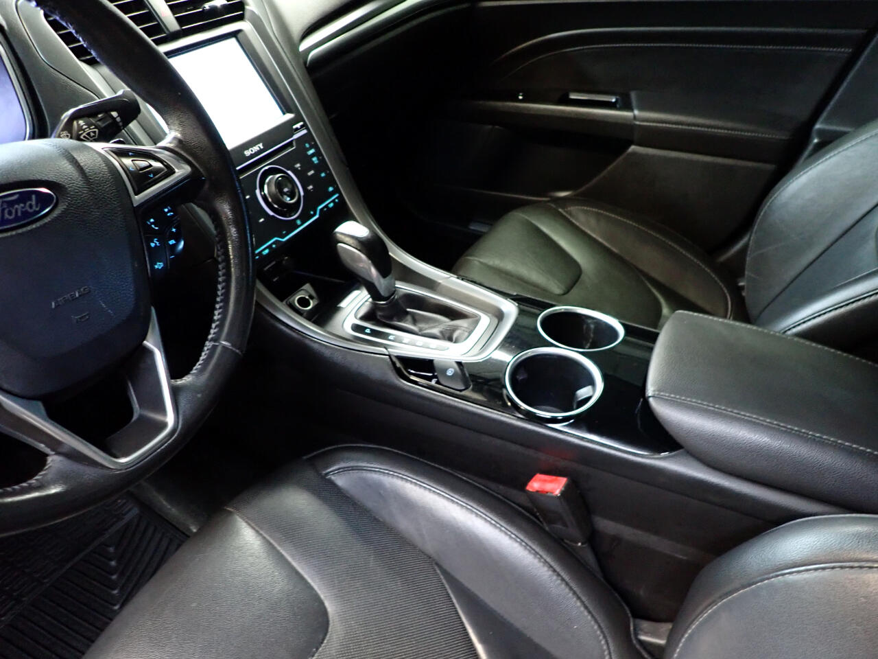 Ford Fusion Titanium 2013