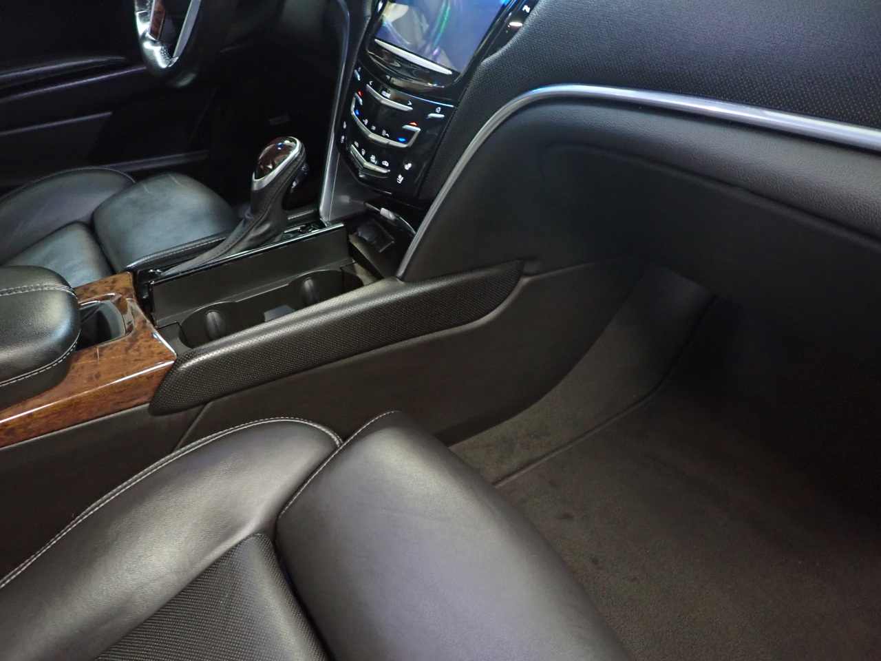 2014 Cadillac XTS Premium photo 13