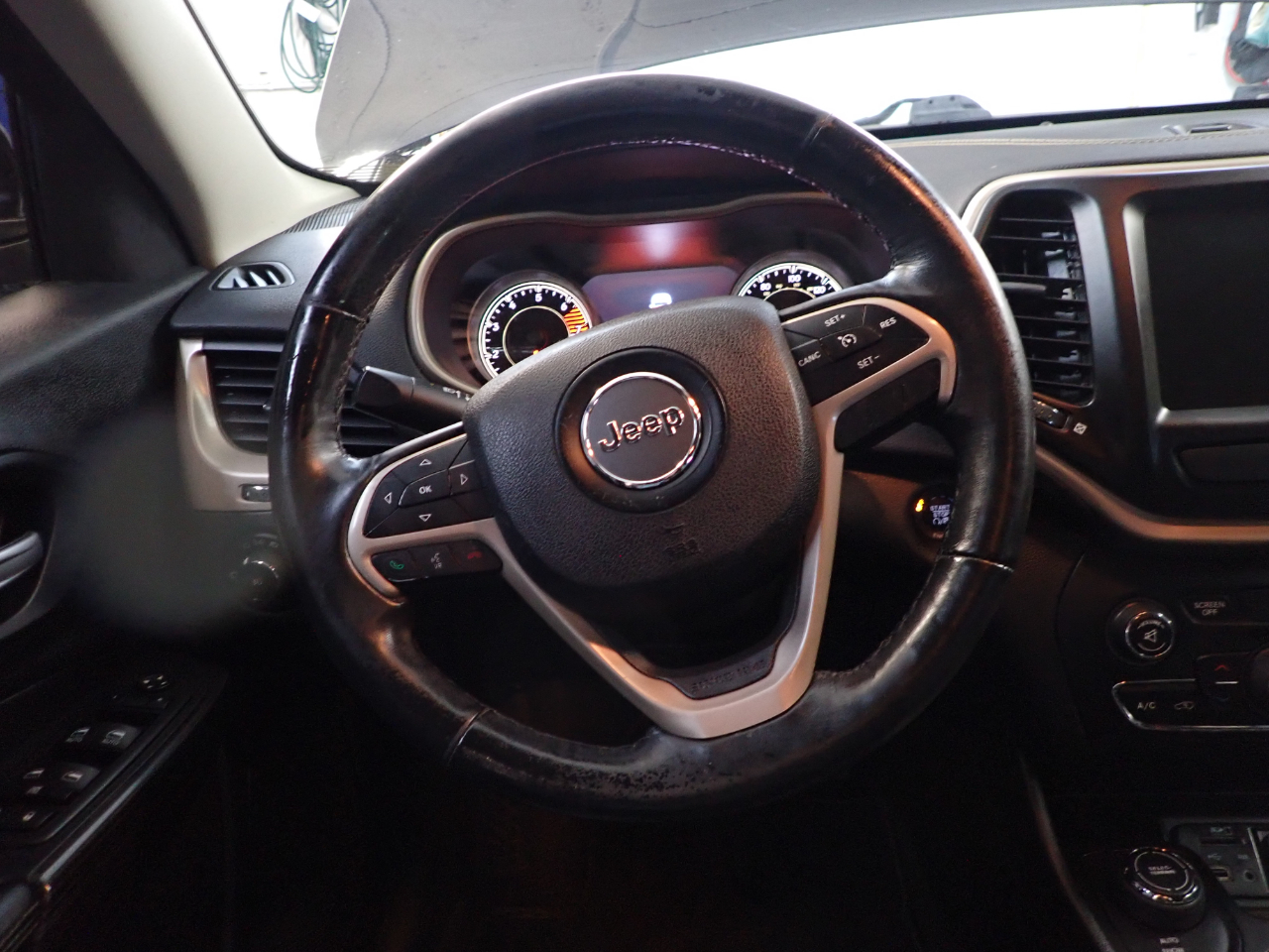 2016 Jeep Cherokee Limited photo 7