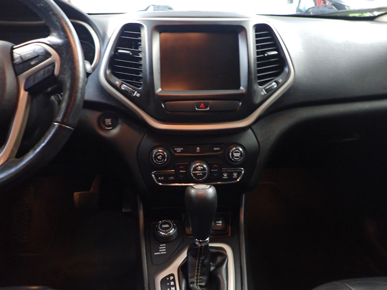 2016 Jeep Cherokee Limited photo 8