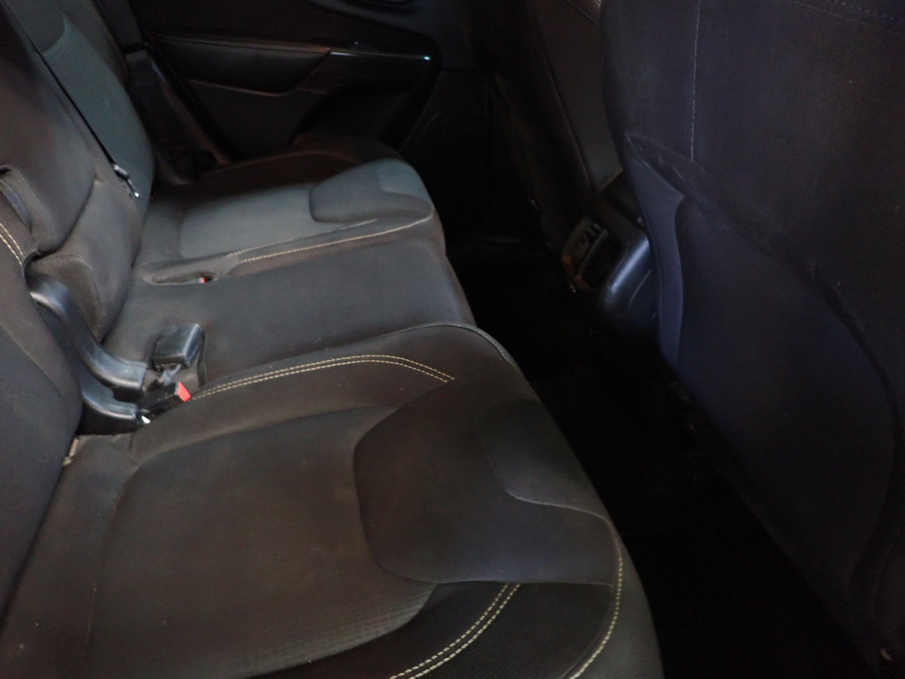 2016 Jeep Cherokee Latitude photo 8