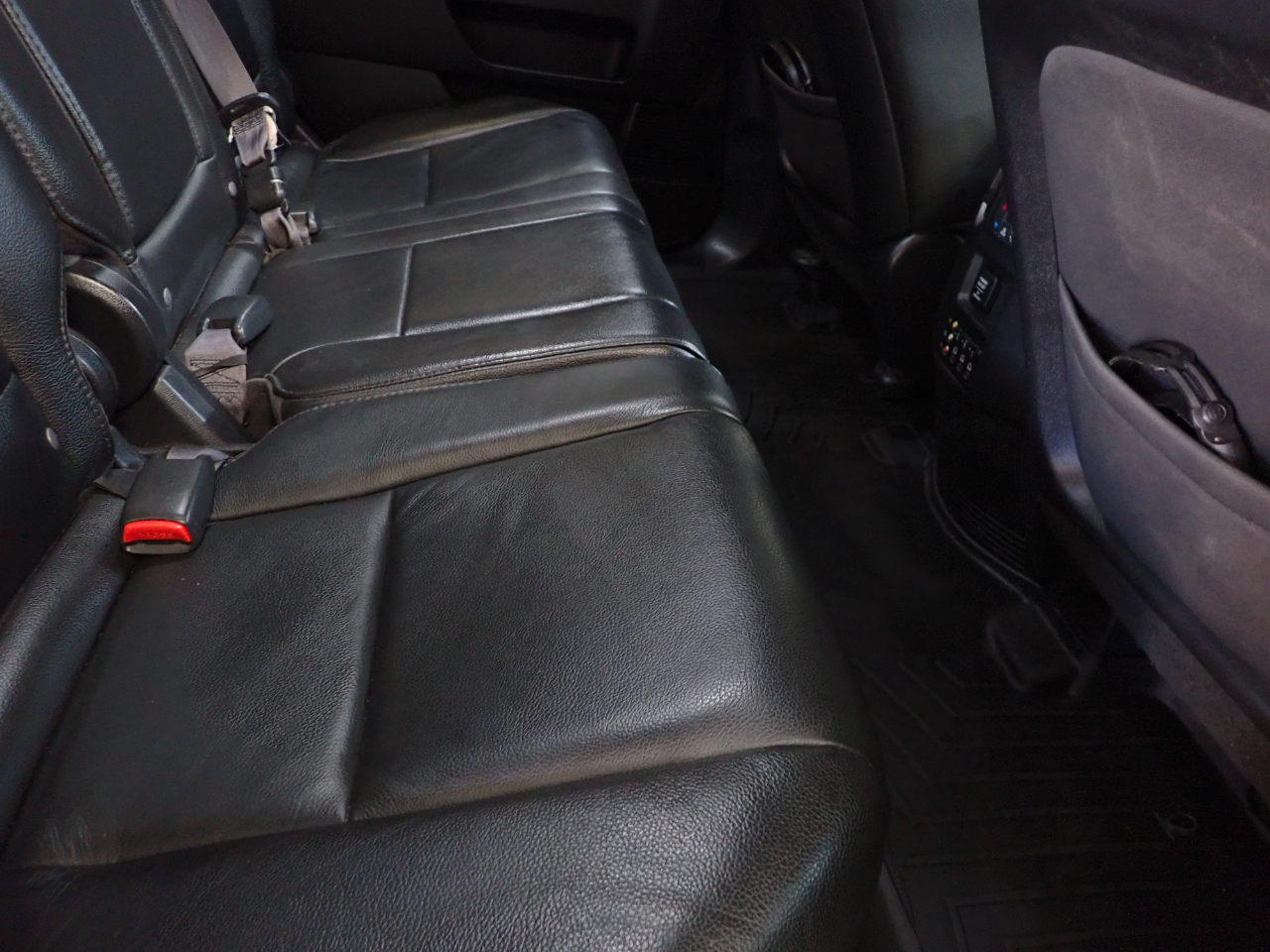 2014 Honda Pilot Touring photo 13