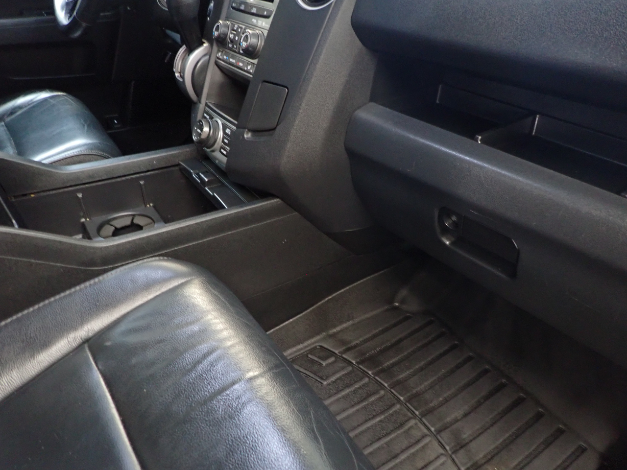 2014 Honda Pilot Touring photo 14