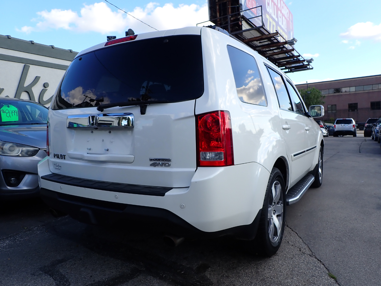 2014 Honda Pilot Touring photo 16