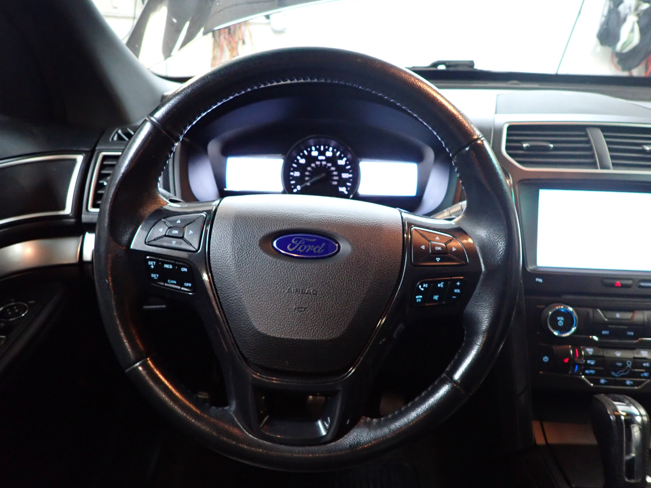 Ford Explorer XLT 4WD 2016