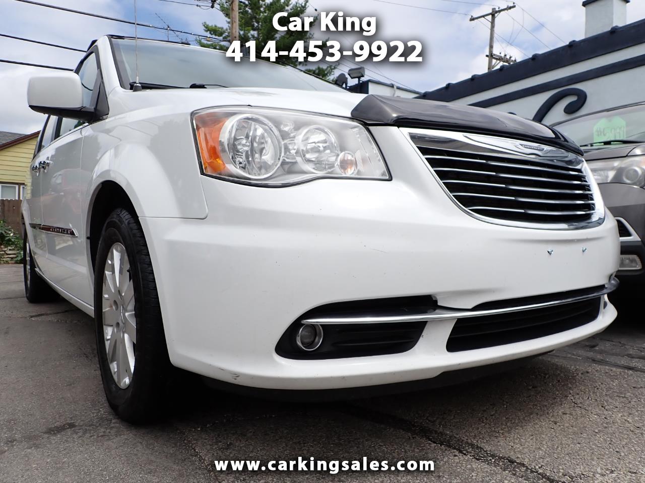 2016 Chrysler Town & Country Touring