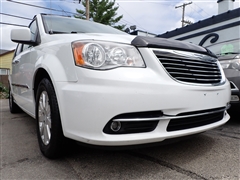 2016 Chrysler Town & Country 