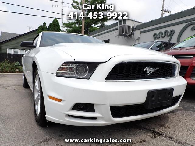 2014 Ford Mustang V6 Convertible RWD