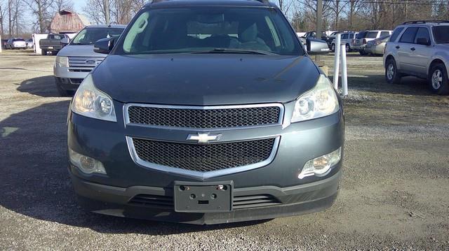 Chevrolet Traverse 2LT FWD 2012
