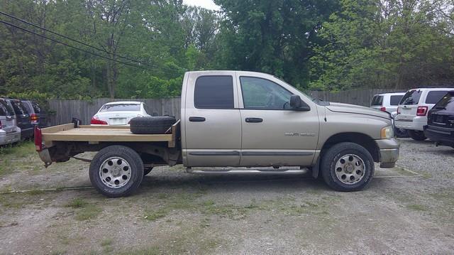 Dodge Ram 1500 ST Quad Cab Short Bed 4WD 2002