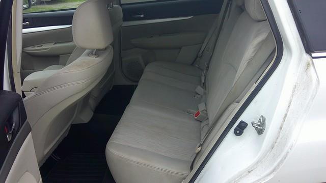 Subaru Outback 2.5i Premium 2013