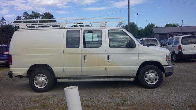 Ford Econoline E-250 2014
