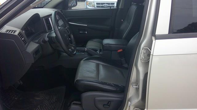 Jeep Grand Cherokee Laredo 4WD 2009