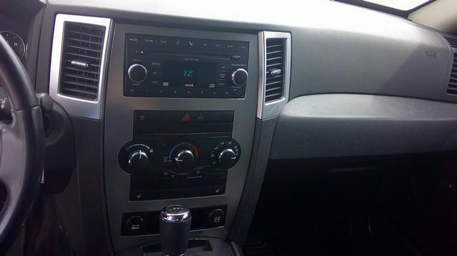 Jeep Grand Cherokee Laredo 4WD 2009