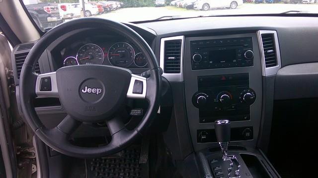 Jeep Grand Cherokee Laredo 4WD 2009