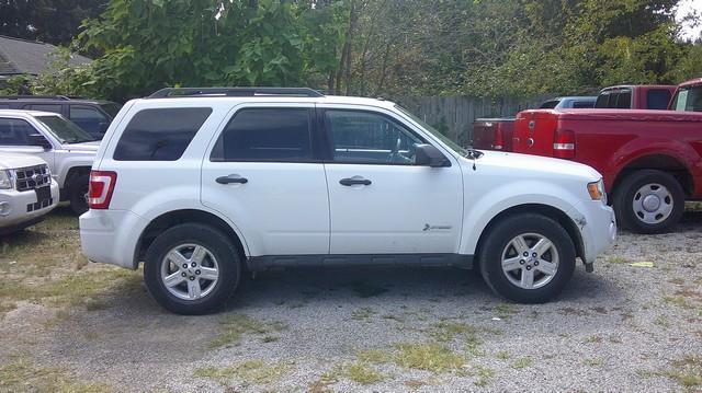 Ford Escape Hybrid 4WD 2011