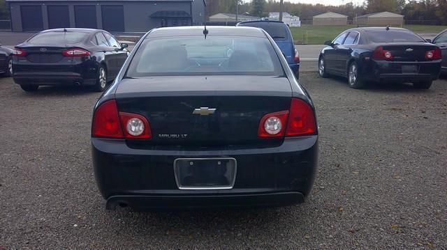 Chevrolet Malibu 1LT 2011