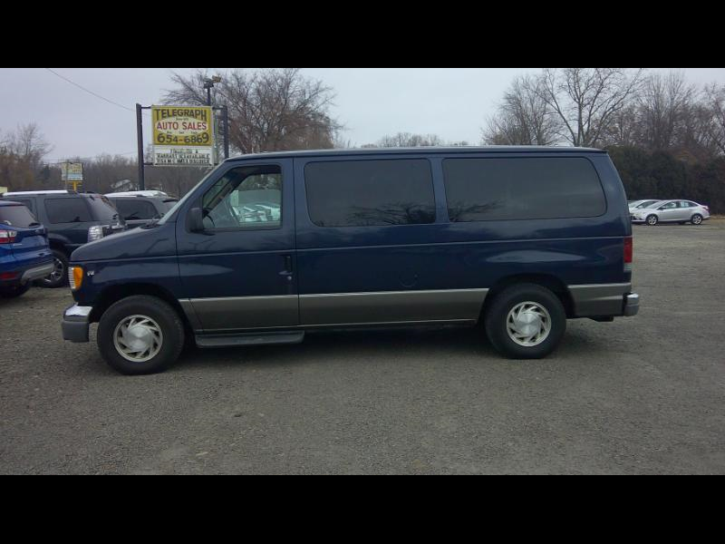 2002 Ford Econoline Wagon E-150 XL