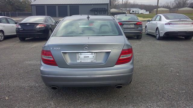 Mercedes-Benz C-Class C300 4MATIC Luxury Sedan 2012