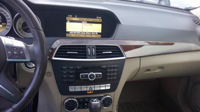 Mercedes-Benz C-Class C300 4MATIC Luxury Sedan 2012