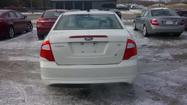 Ford Fusion SE 2010