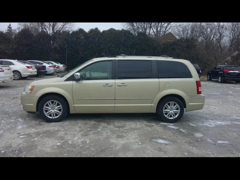 2010 Chrysler Town & Country Limited