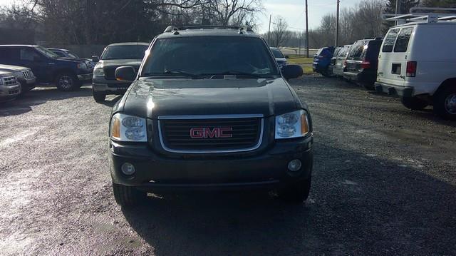 GMC Envoy XL SLE 4WD 2004