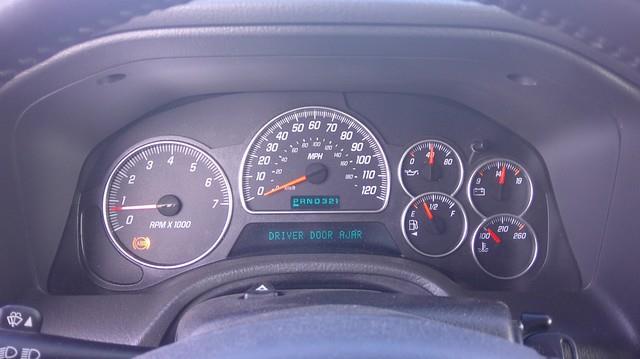 GMC Envoy XL SLE 4WD 2004