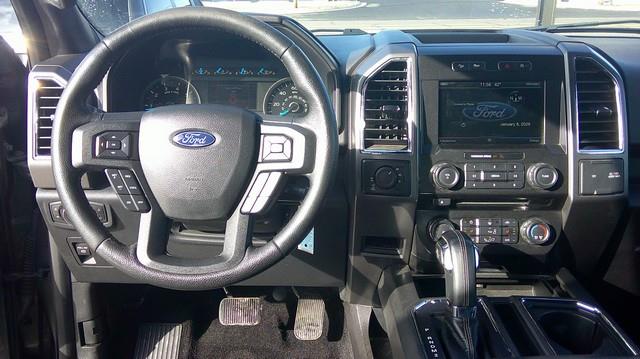 Ford F-150 XL SuperCrew 5.5-ft. Bed 4WD 2015