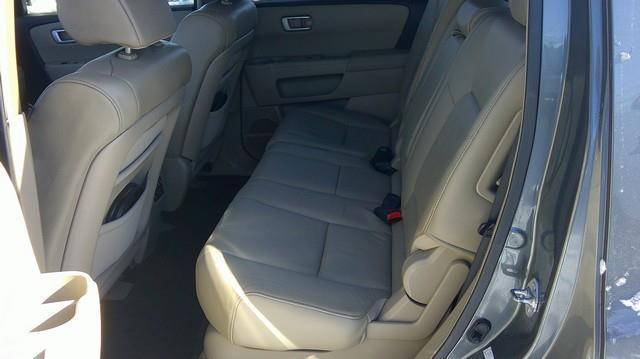 Honda Pilot EX-L 4WD with DVD 2009