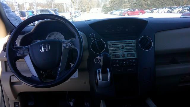 Honda Pilot EX-L 4WD with DVD 2009