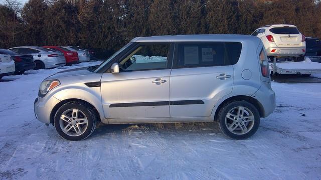 2011 Kia Soul Base
