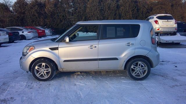 Kia Soul + 2011