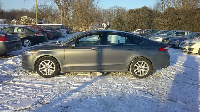 Ford Fusion SE 2014