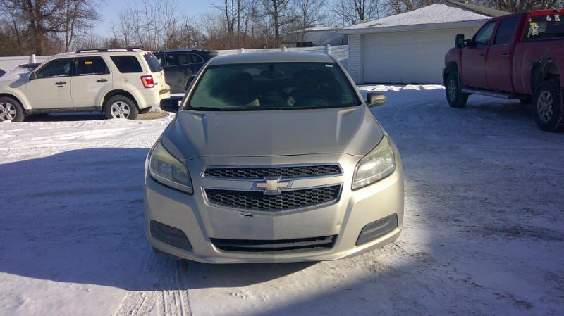 Chevrolet Malibu LS 2013
